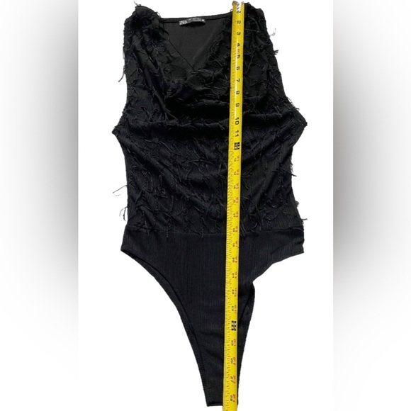 ZARA Black Textured Fringe Bodysuit Sleeveless V-Neck Women’s Small - Picture 8 of 10